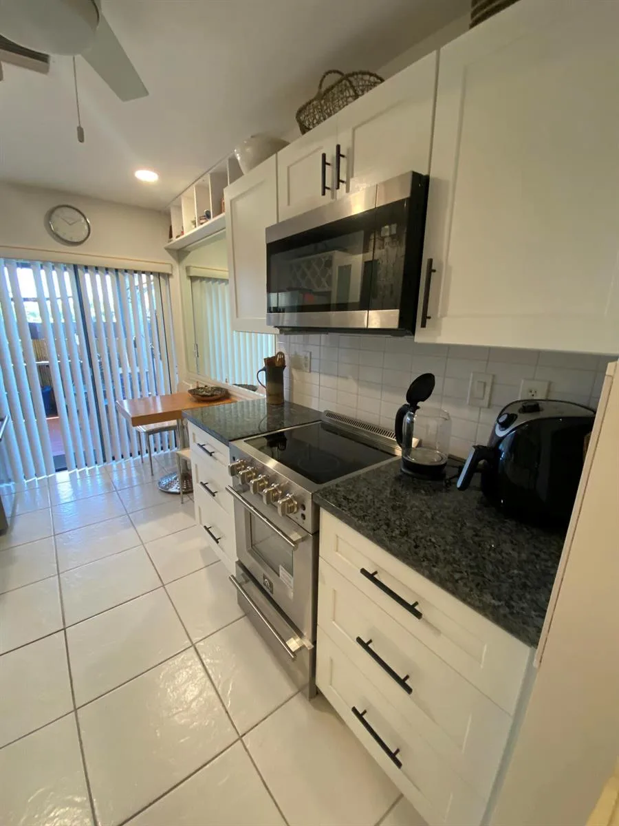 5061 Nesting Way # D, Delray Beach, FL 33484 photo 8