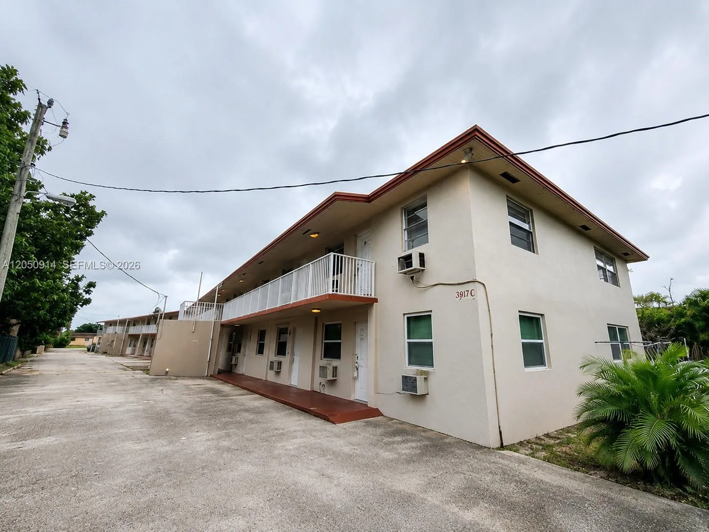 2917 Plunkett St # 17C, Hollywood, FL 33020