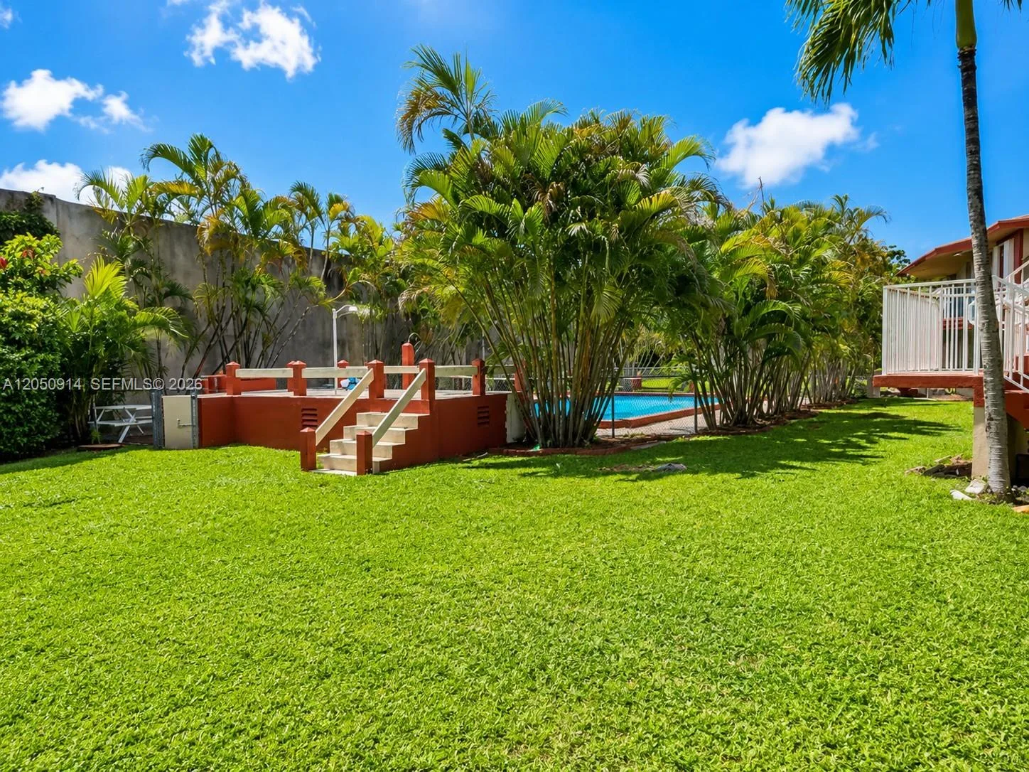 2917 Plunkett St # 17C, Hollywood, FL 33020 photo 2