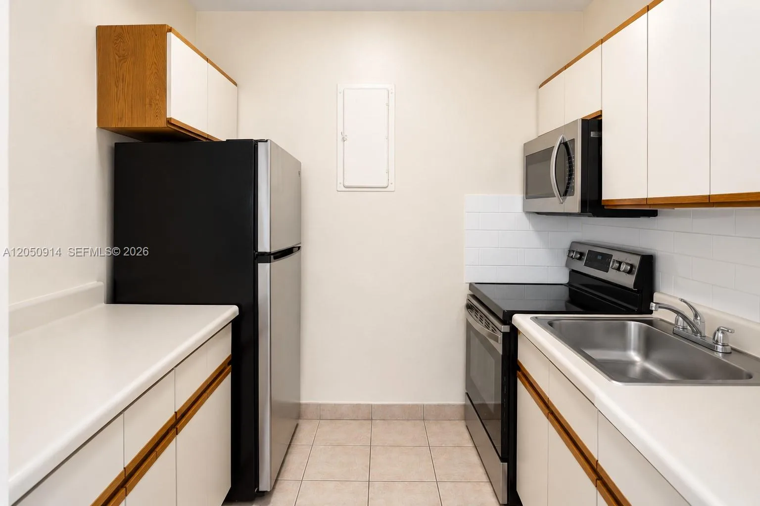 2917 Plunkett St # 17C, Hollywood, FL 33020 photo 3