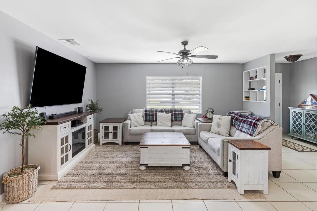 7506 KENWOOD Road, Fort Pierce, FL 34951 photo 2