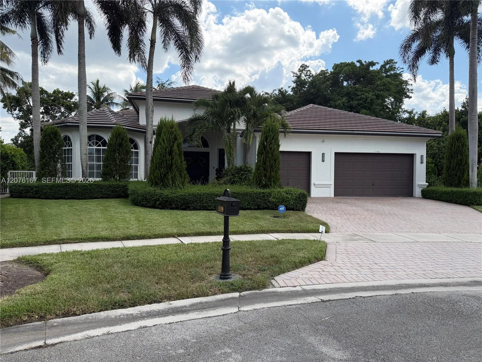 11190 Redhawk St # -, Plantation, FL 33324
