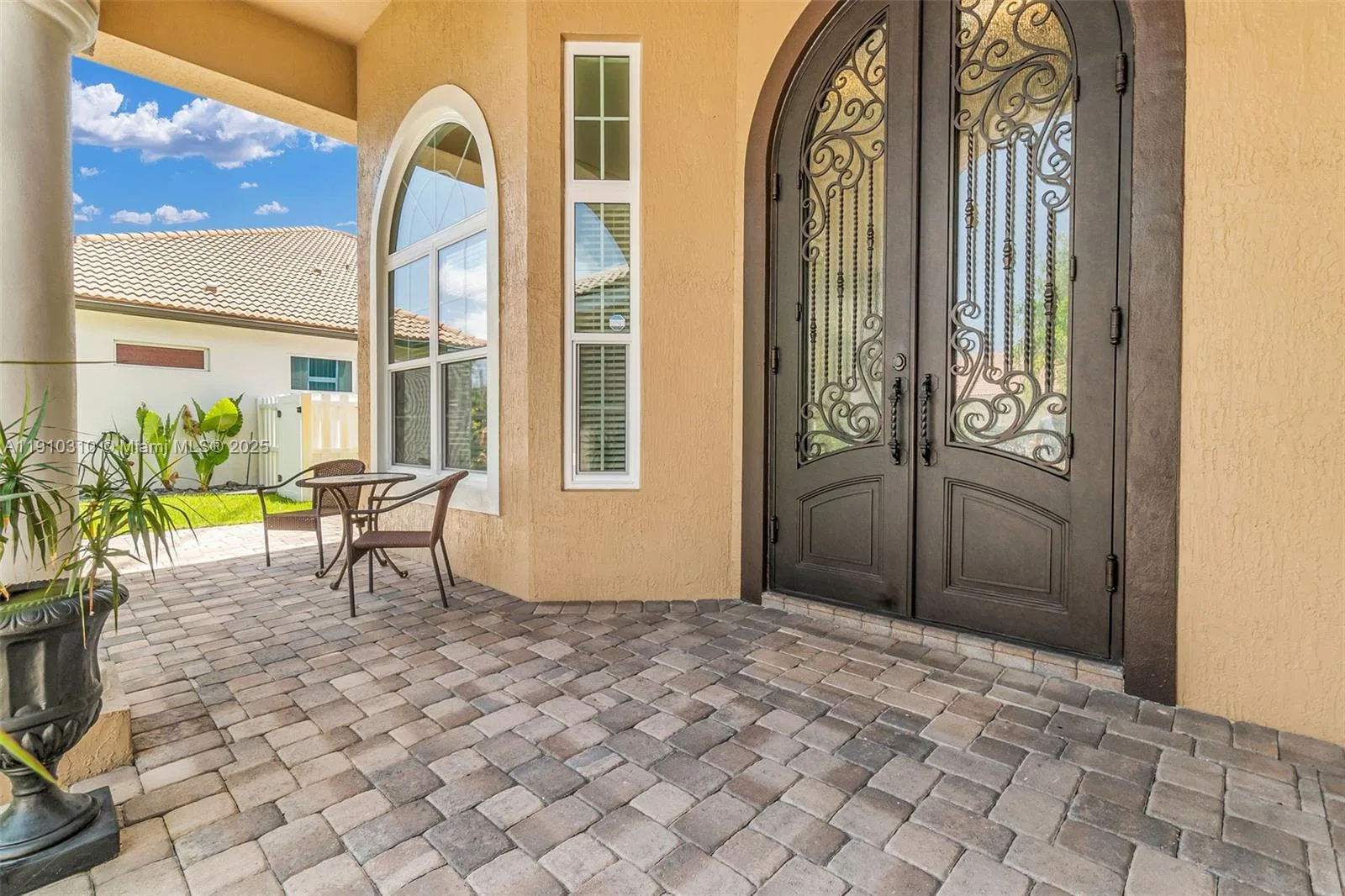 15974 SW 16th St, Pembroke Pines, FL 33027 photo 4