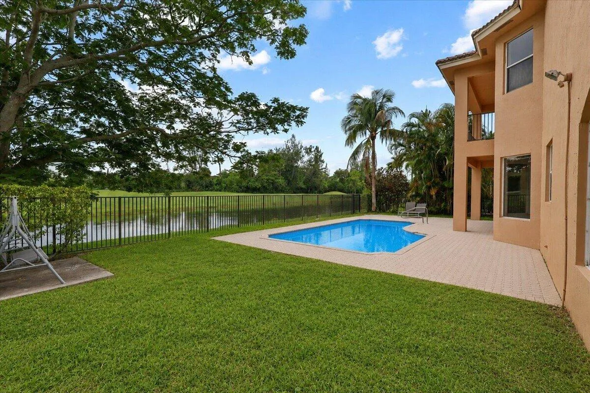 1831 Waldorf Drive, Royal Palm Beach, FL 33411 photo 8