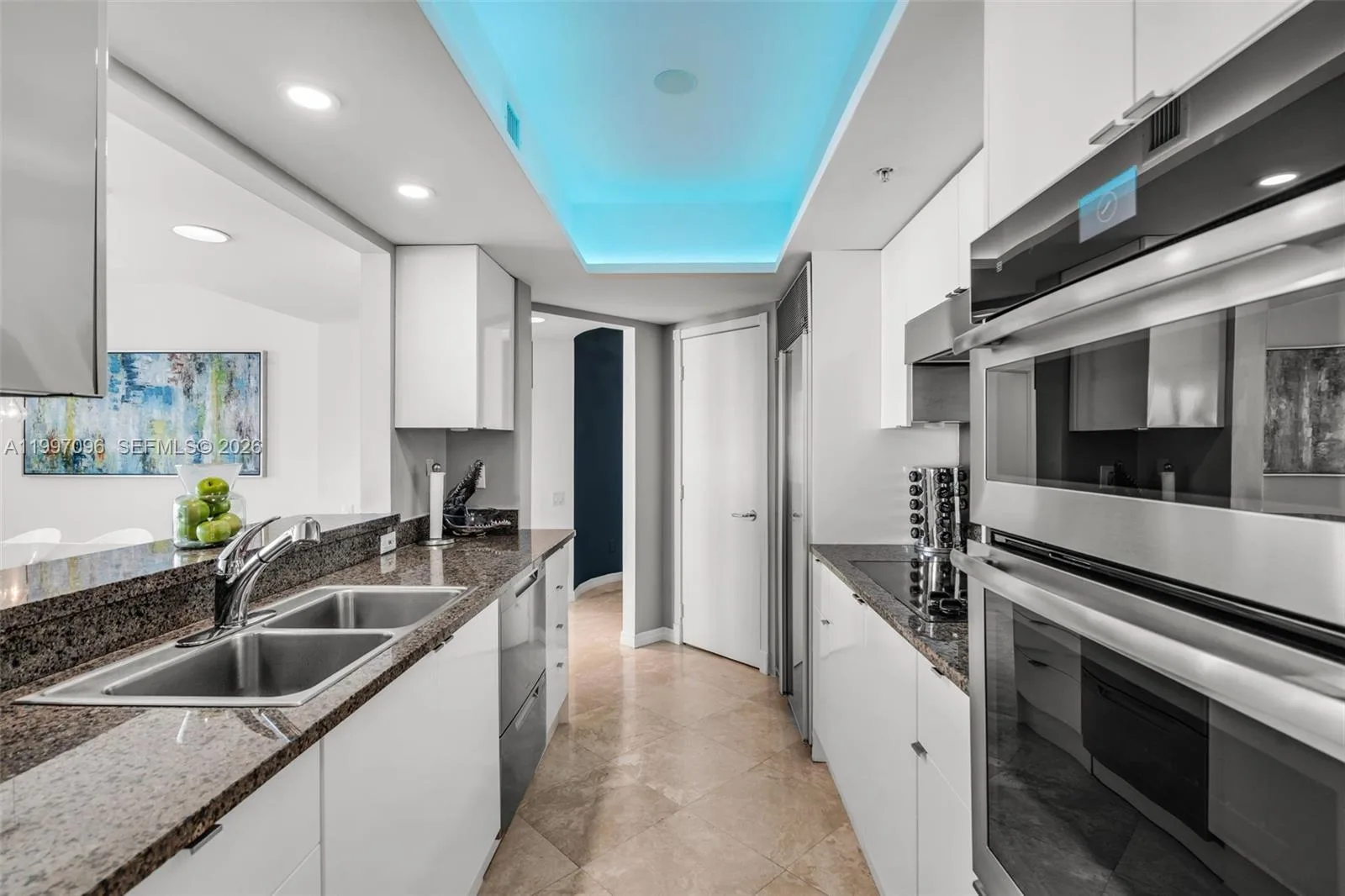 1500 Ocean Dr # PH-05, Miami Beach, FL 33139 photo 7
