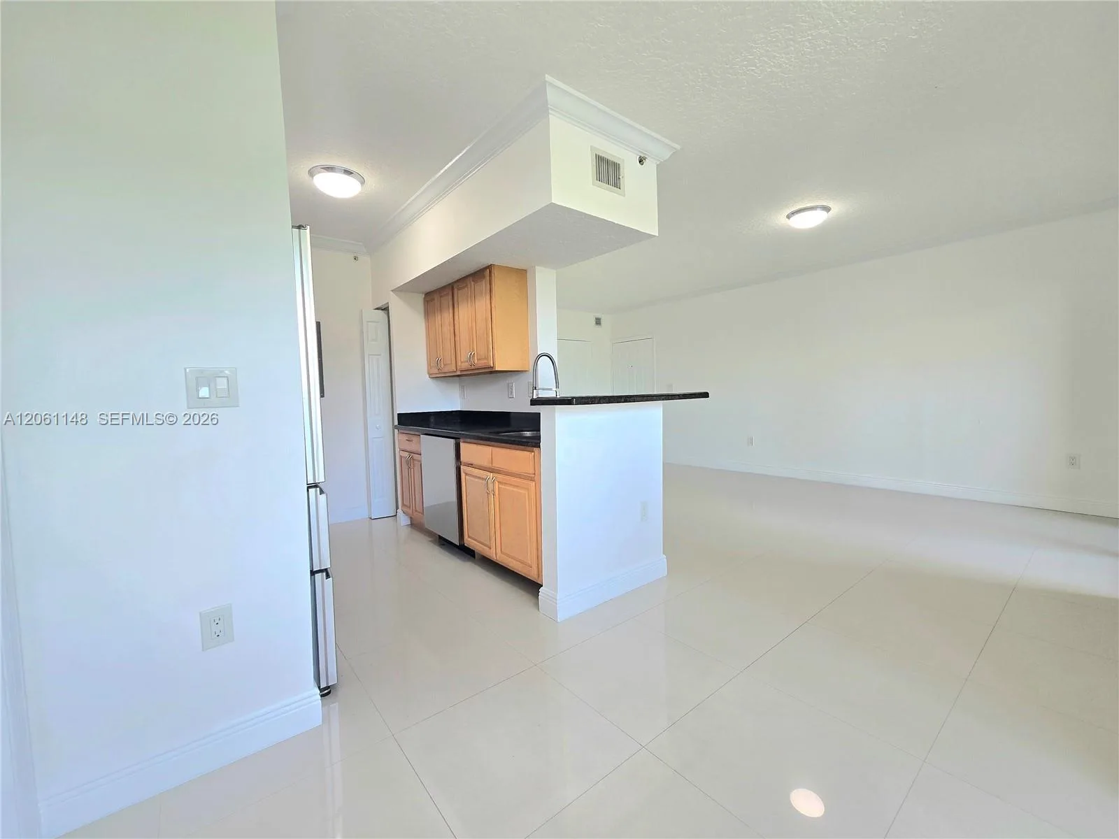 11600 SW 2nd St # 18104, Pembroke Pines, FL 33025 photo 3