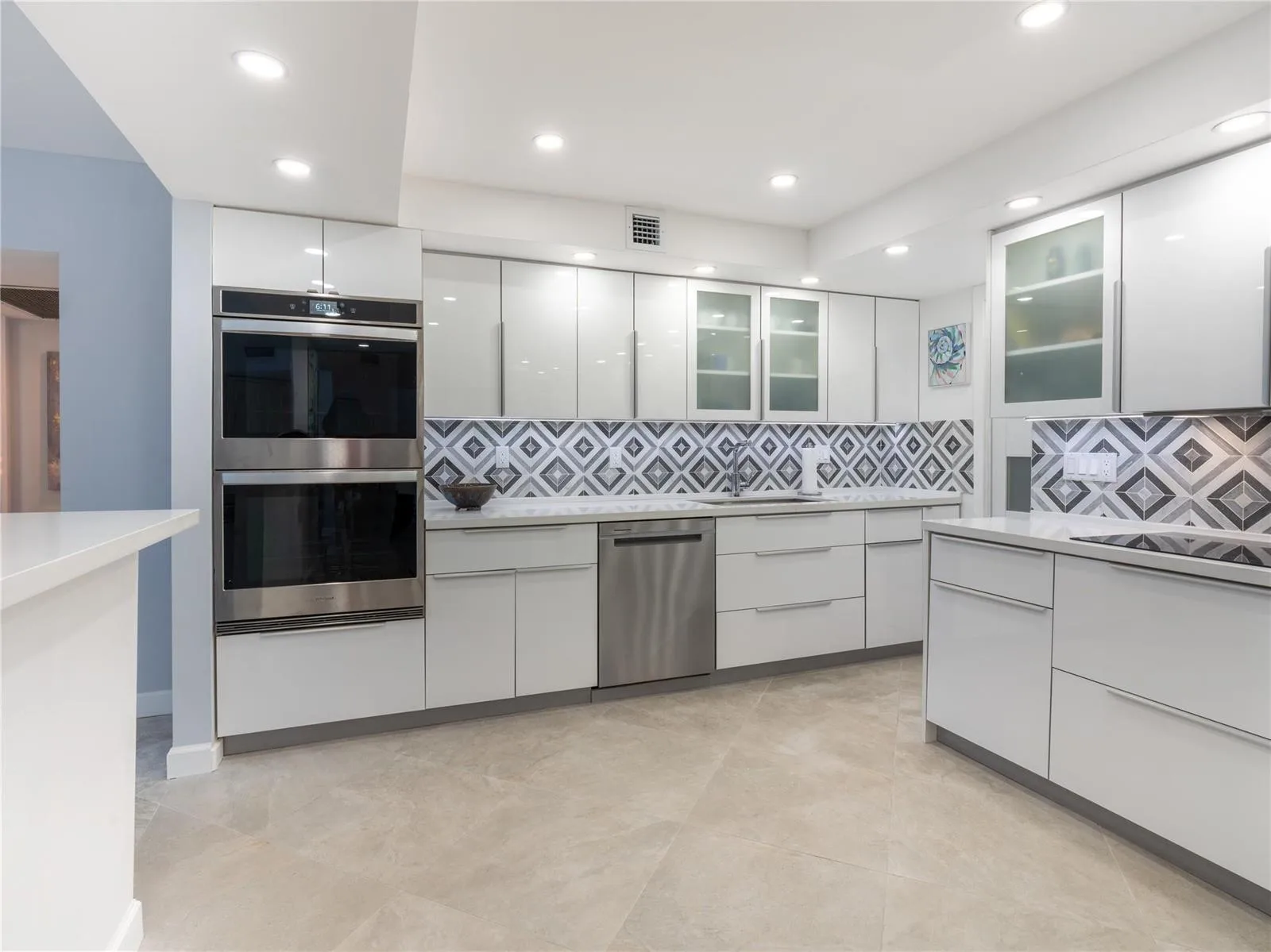 2850 N Palm Aire Drive # 601, Pompano Beach, FL 33069 photo 2