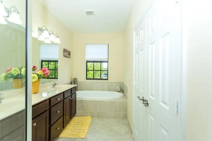10426 Wellington Parc Drive, Wellington, FL 33449 photo 8