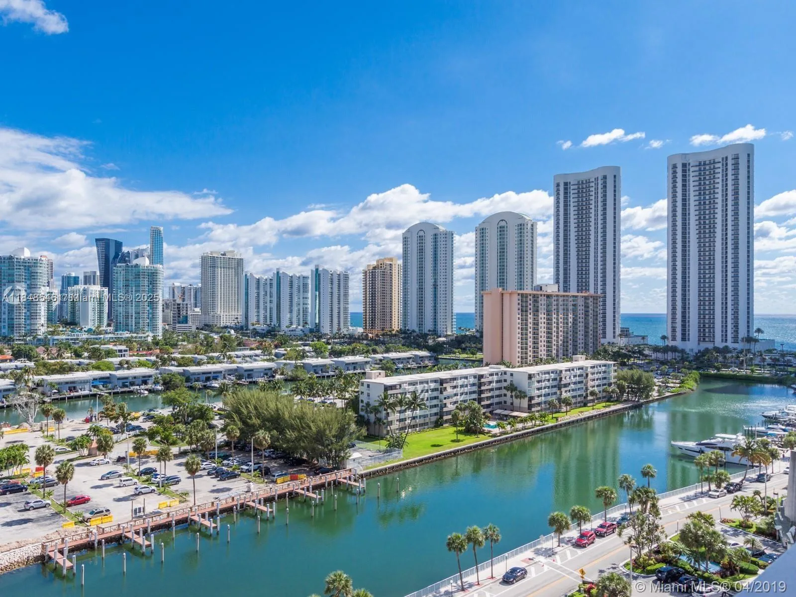 500 Bayview Dr # 725, Sunny Isles Beach, FL 33160 photo 3