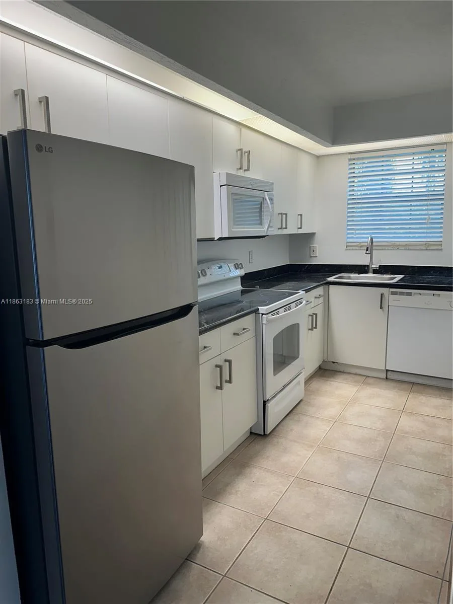 2638 SE 20th Ct # 206-C, Homestead, FL 33035 photo 11