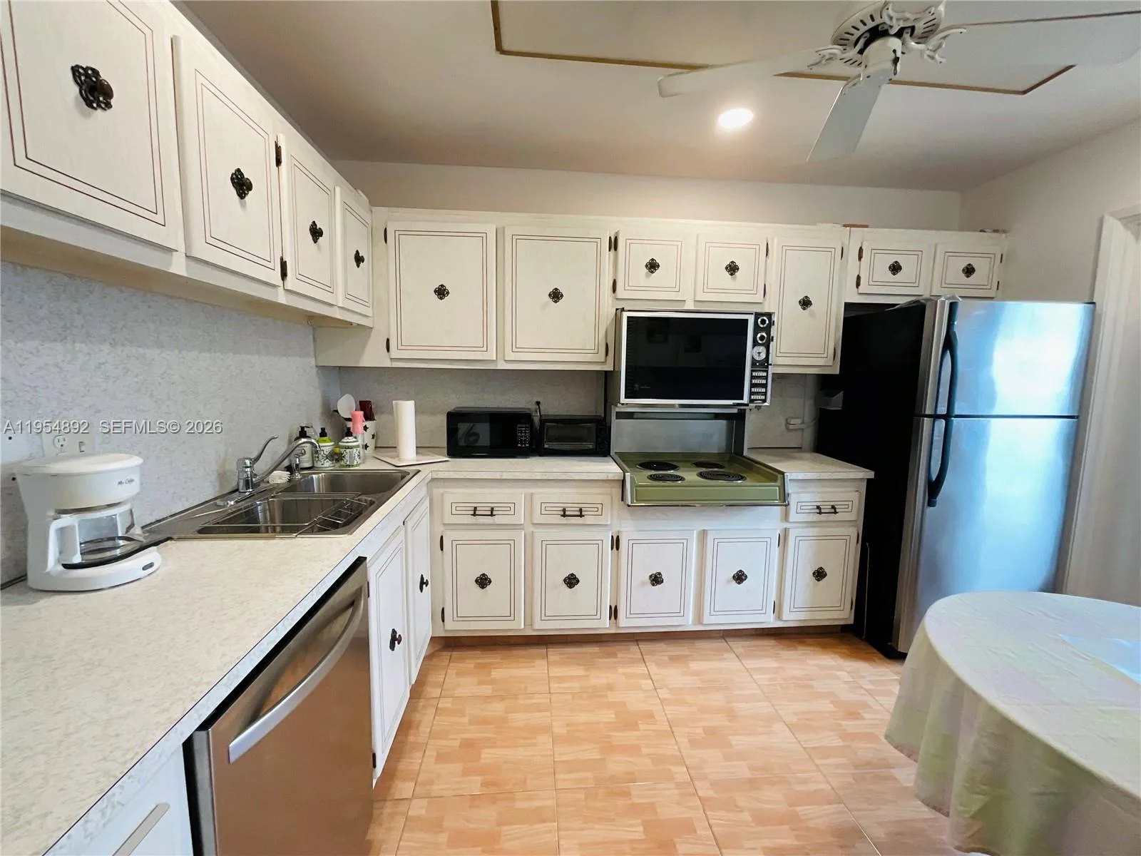 1425 Atlantic Shores Blvd # 209, Hallandale Beach, FL 33009 photo 10