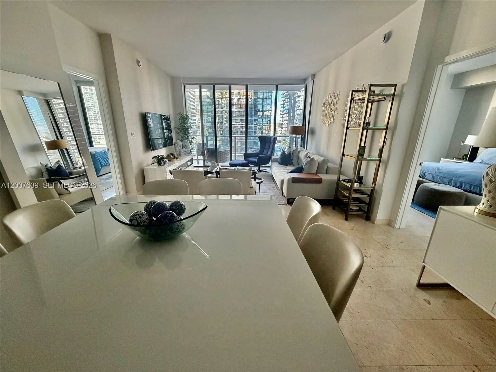 88 SW 7th St # 1109, Miami, FL 33130 photo 11