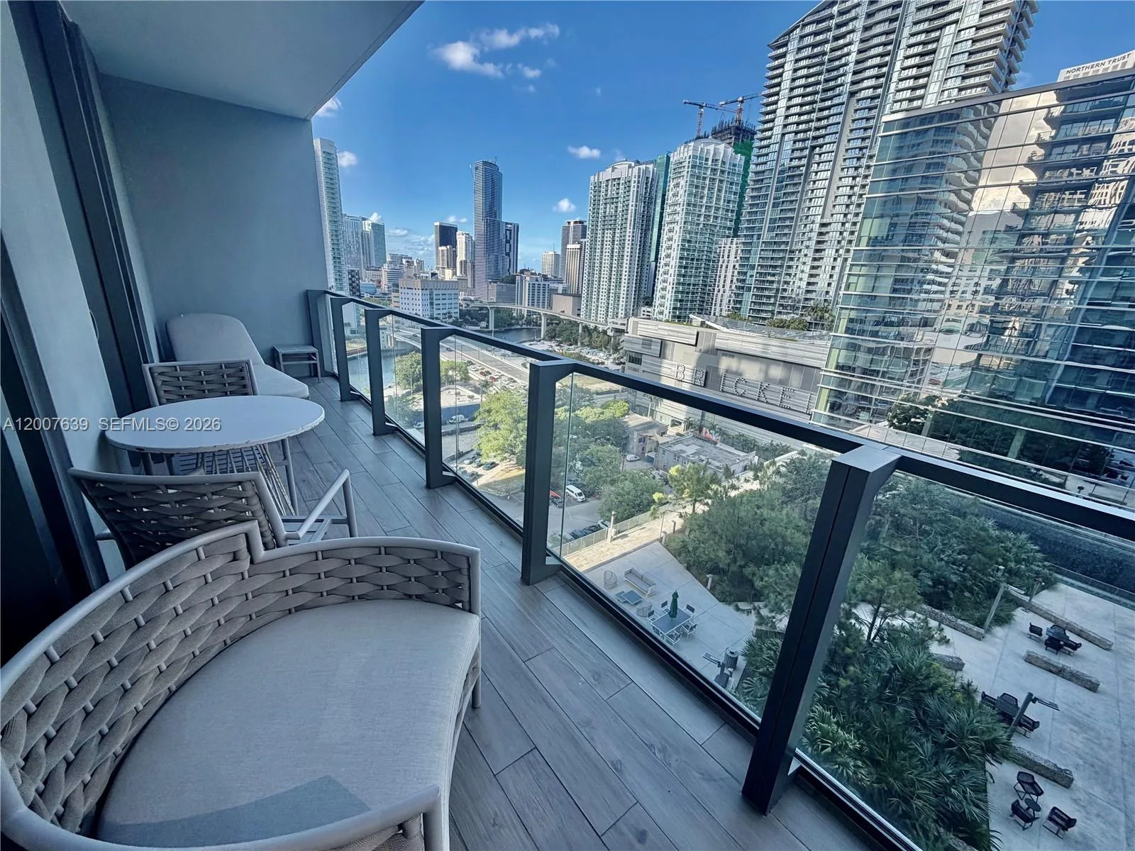 88 SW 7th St # 1109, Miami, FL 33130 photo 7
