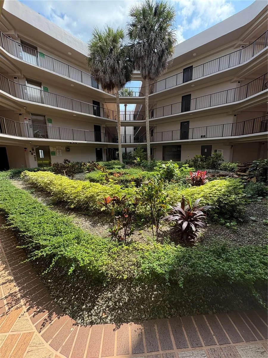 8730 SW 133rd Ave Rd # 117, Miami, FL 33183 photo 2
