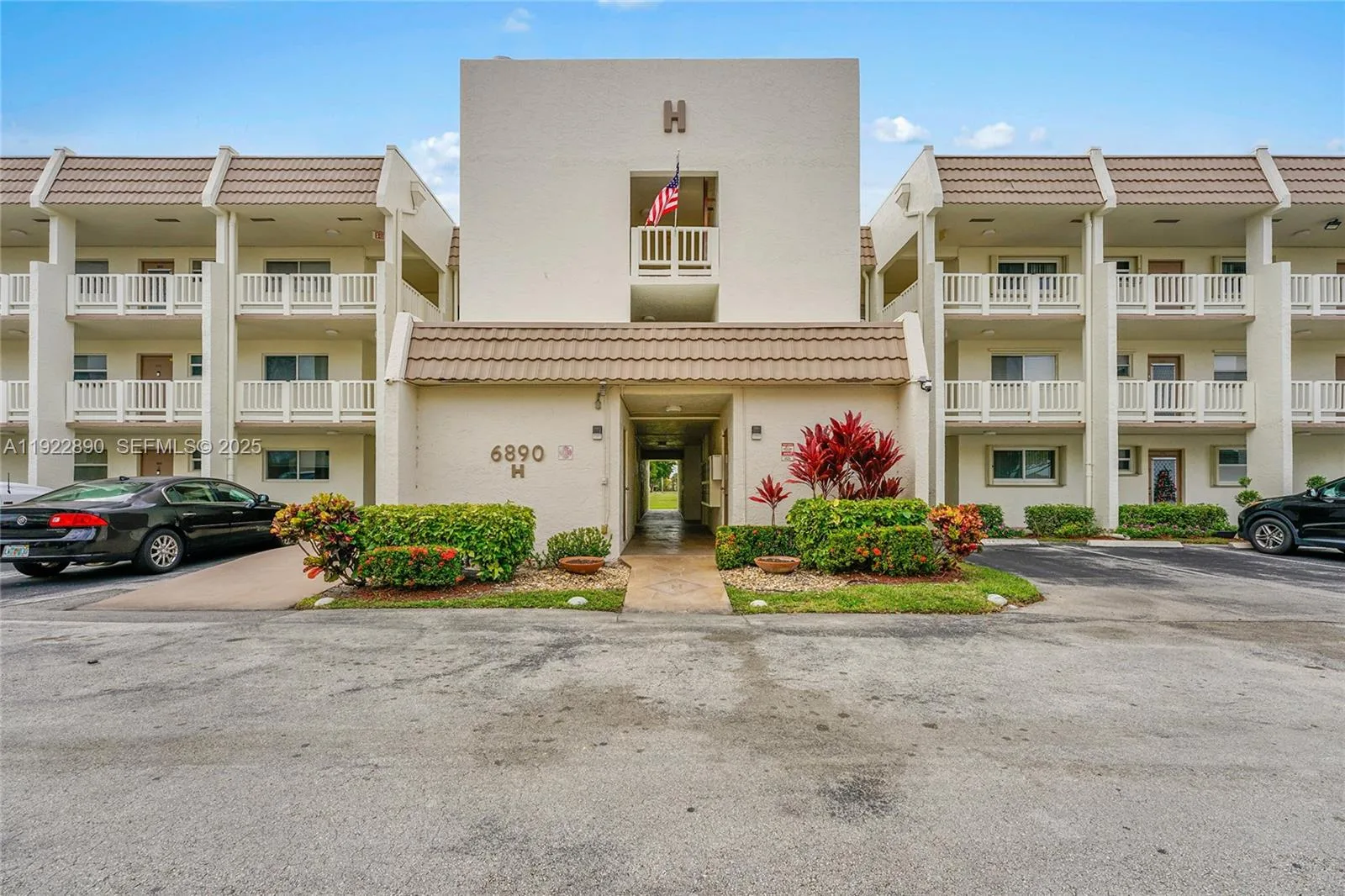 6890 Royal Palm Blvd # 109H, Margate, FL 33063 photo 3