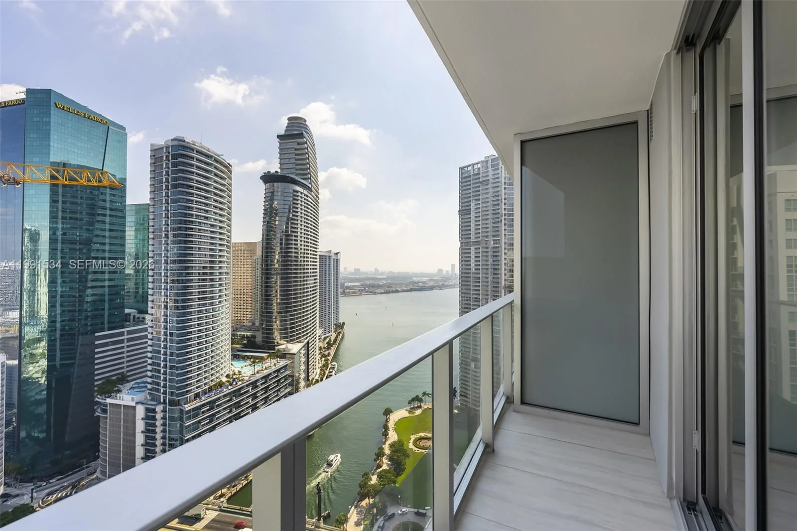 77 SE 5th Street # 2403, Miami, FL 33131 photo 11
