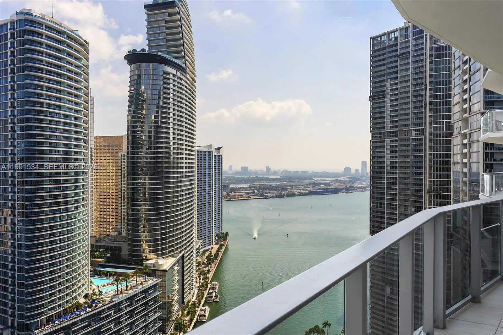77 SE 5th Street # 2403, Miami, FL 33131 photo 13
