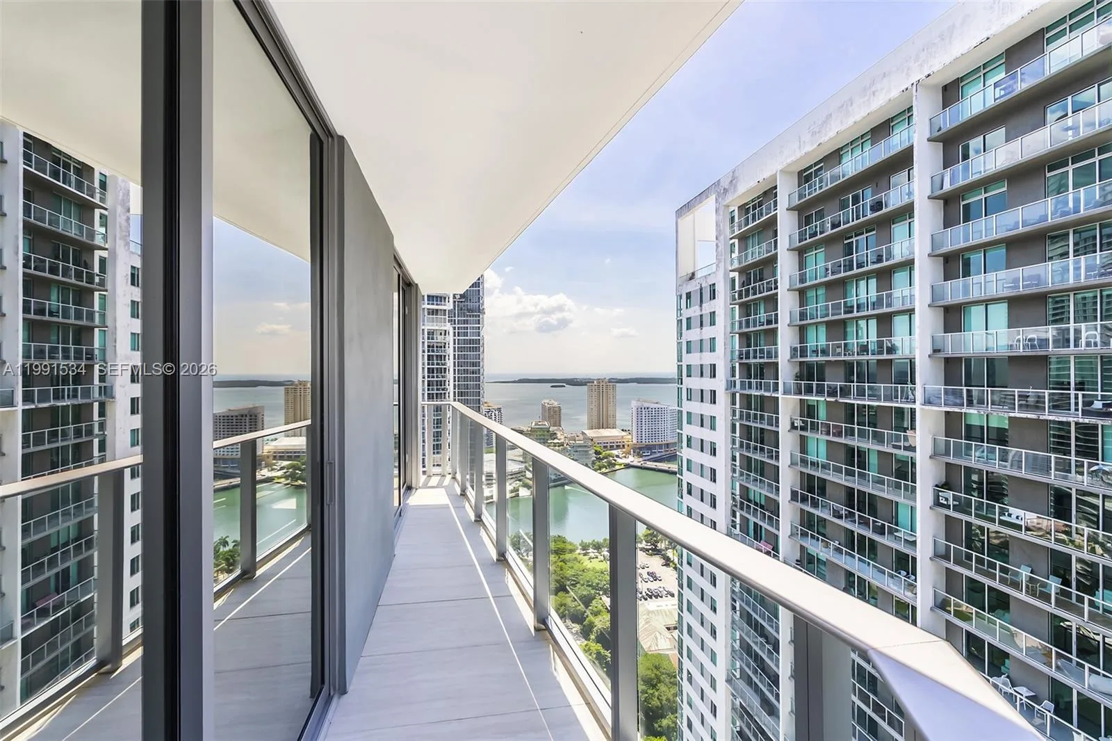 77 SE 5th Street # 2403, Miami, FL 33131 photo 3