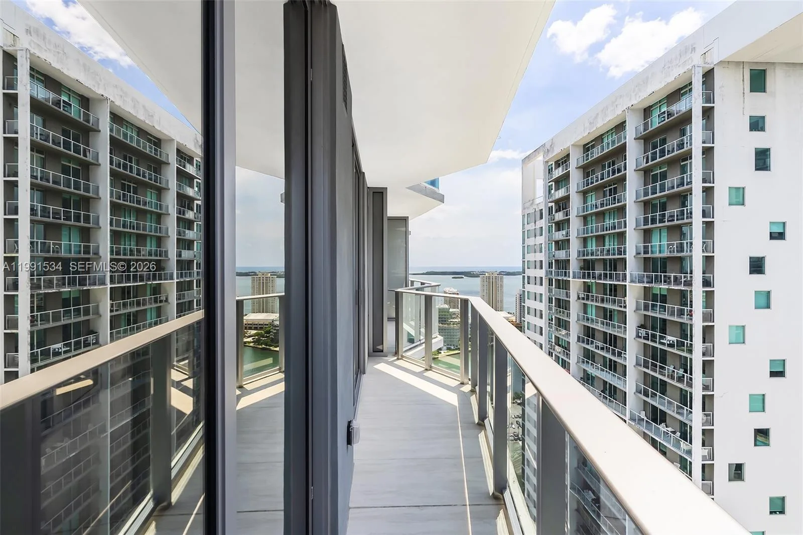 77 SE 5th Street # 2403, Miami, FL 33131 photo 9