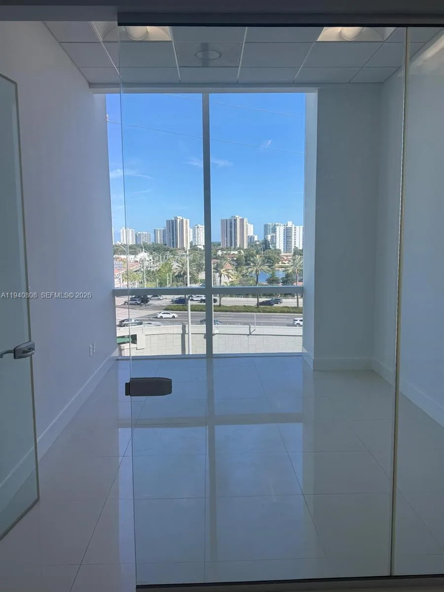 20200 Dixie Hwy # 805B, Aventura, FL 33180 photo 5