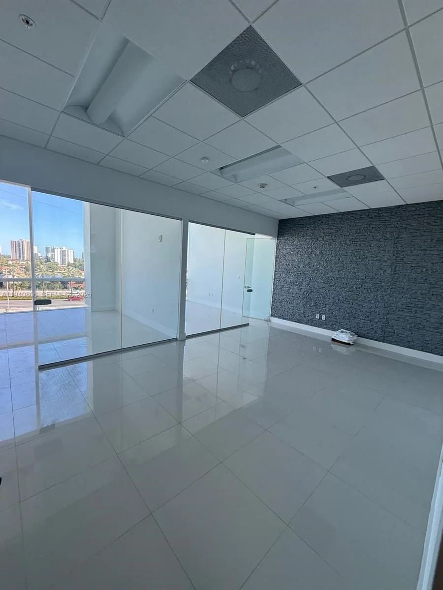 20200 Dixie Hwy # 805B, Aventura, FL 33180 photo 6