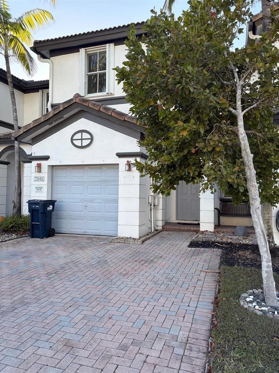 7848 NW 114th Path, Doral, FL 33178 photo 4