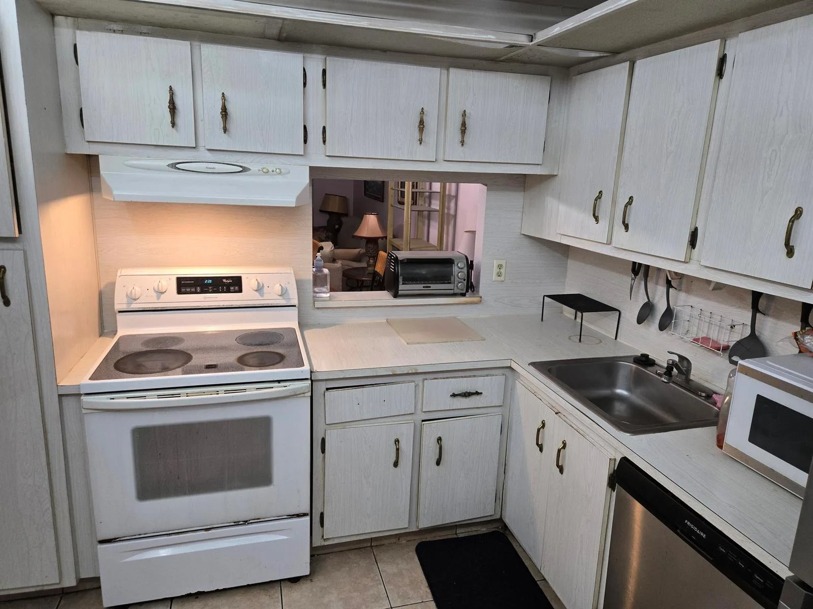 3080 Holiday Springs Boulevard # 209, Margate, FL 33063 photo 8