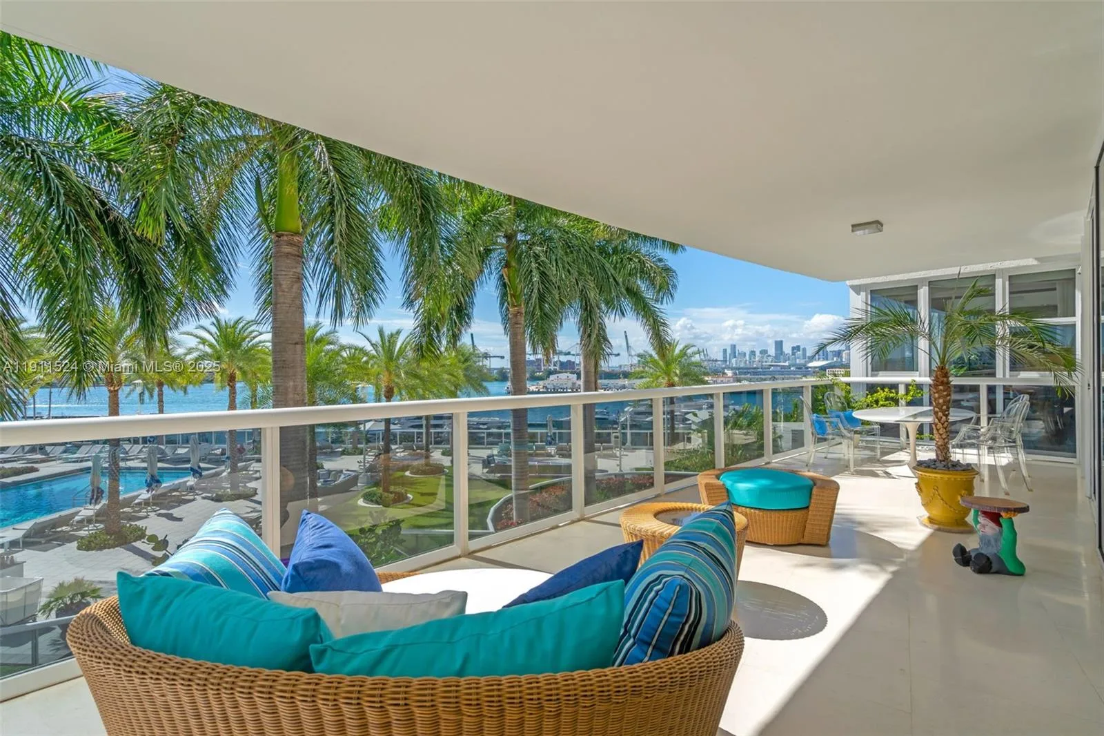 400 Alton Rd # 706, Miami Beach, FL 33139