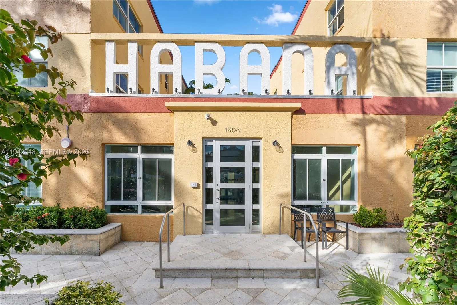 1308 SW Drexel Ave # 209, Miami Beach, FL 33139 photo 2