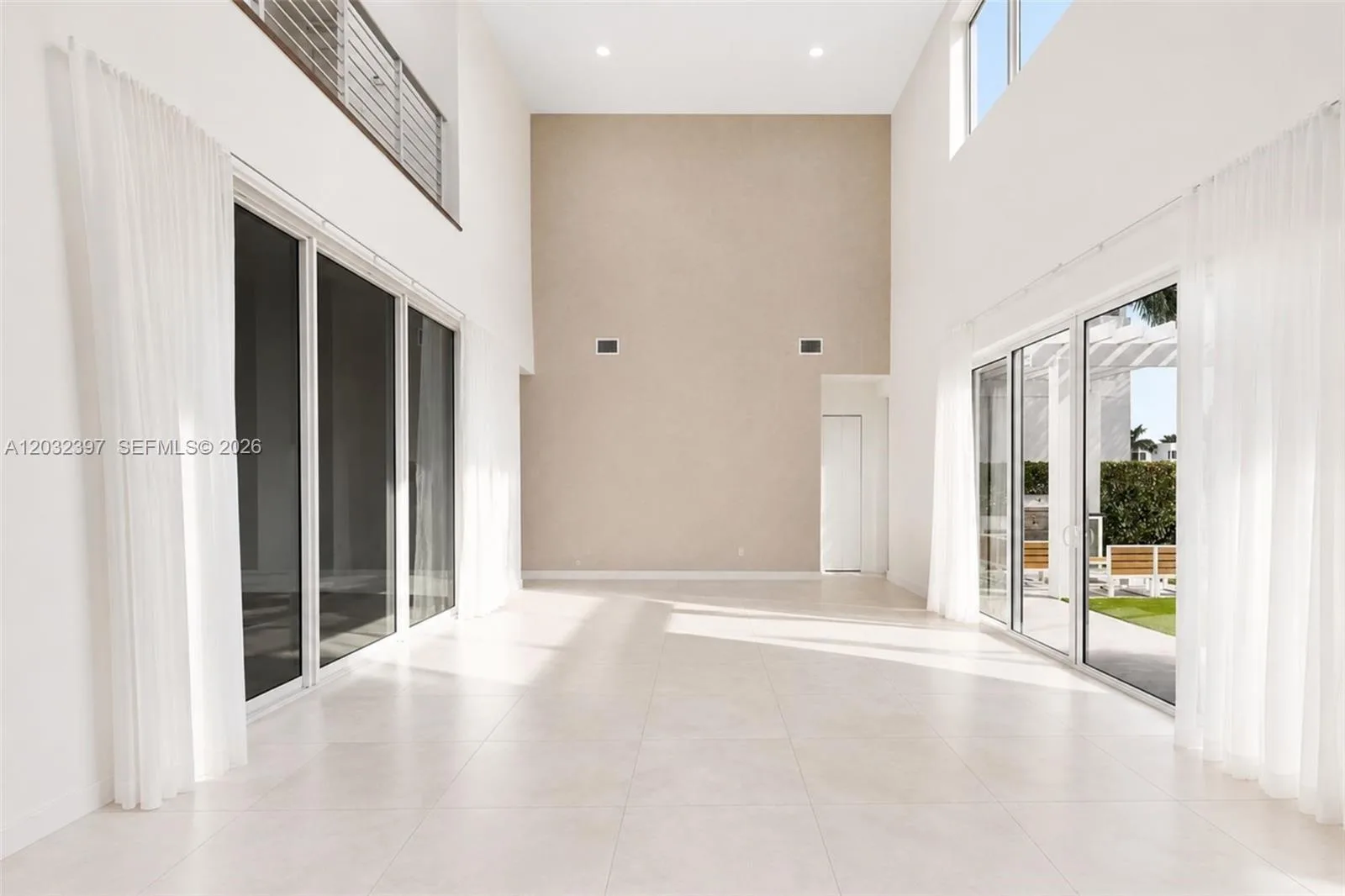 10286 NW 75th Ter, Doral, FL 33178 photo 3