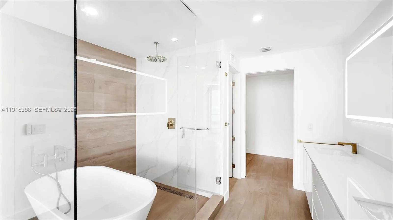 700 NE 24th St # 2405, Miami, FL 33137 photo 10