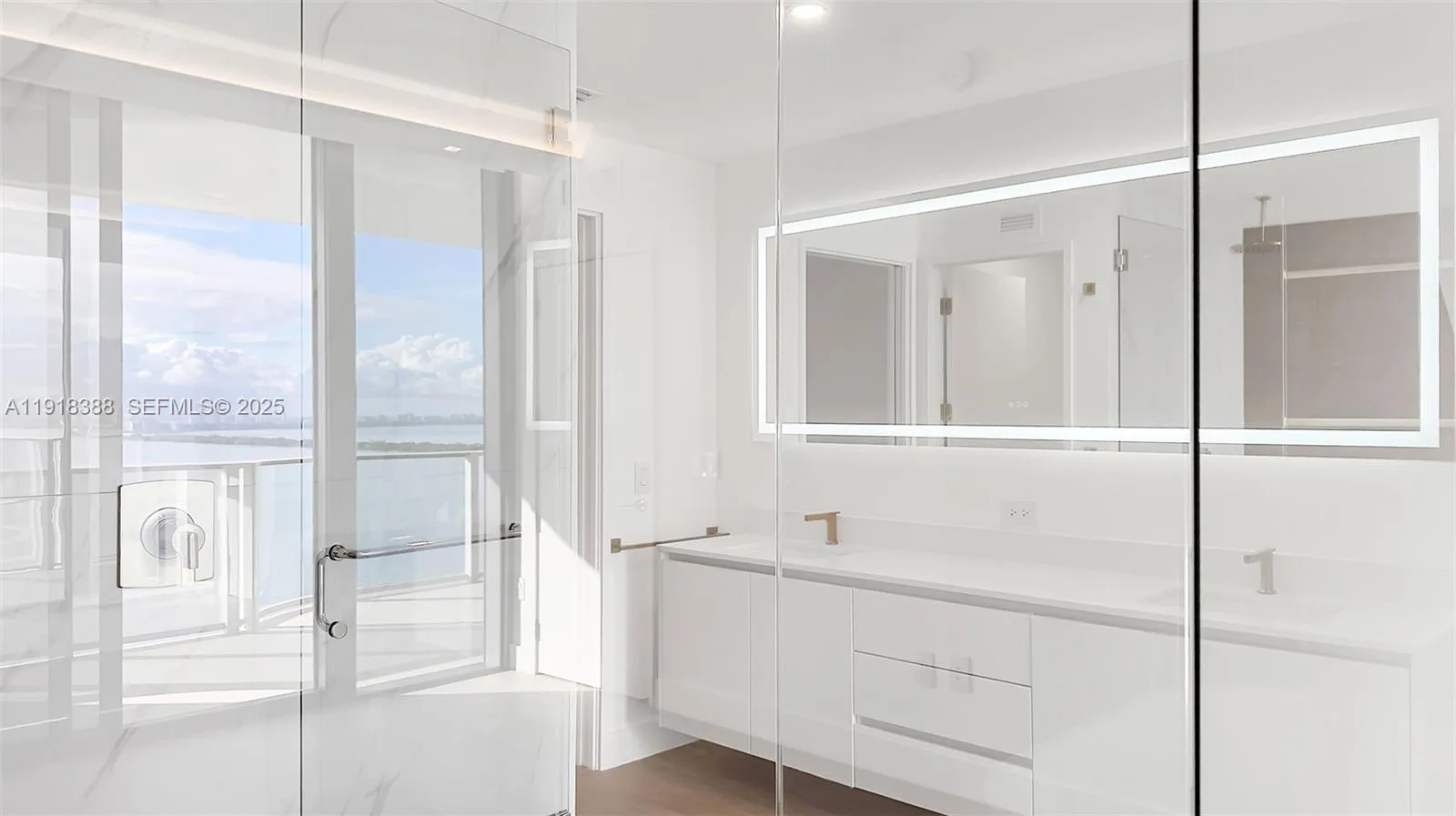 700 NE 24th St # 2405, Miami, FL 33137 photo 12