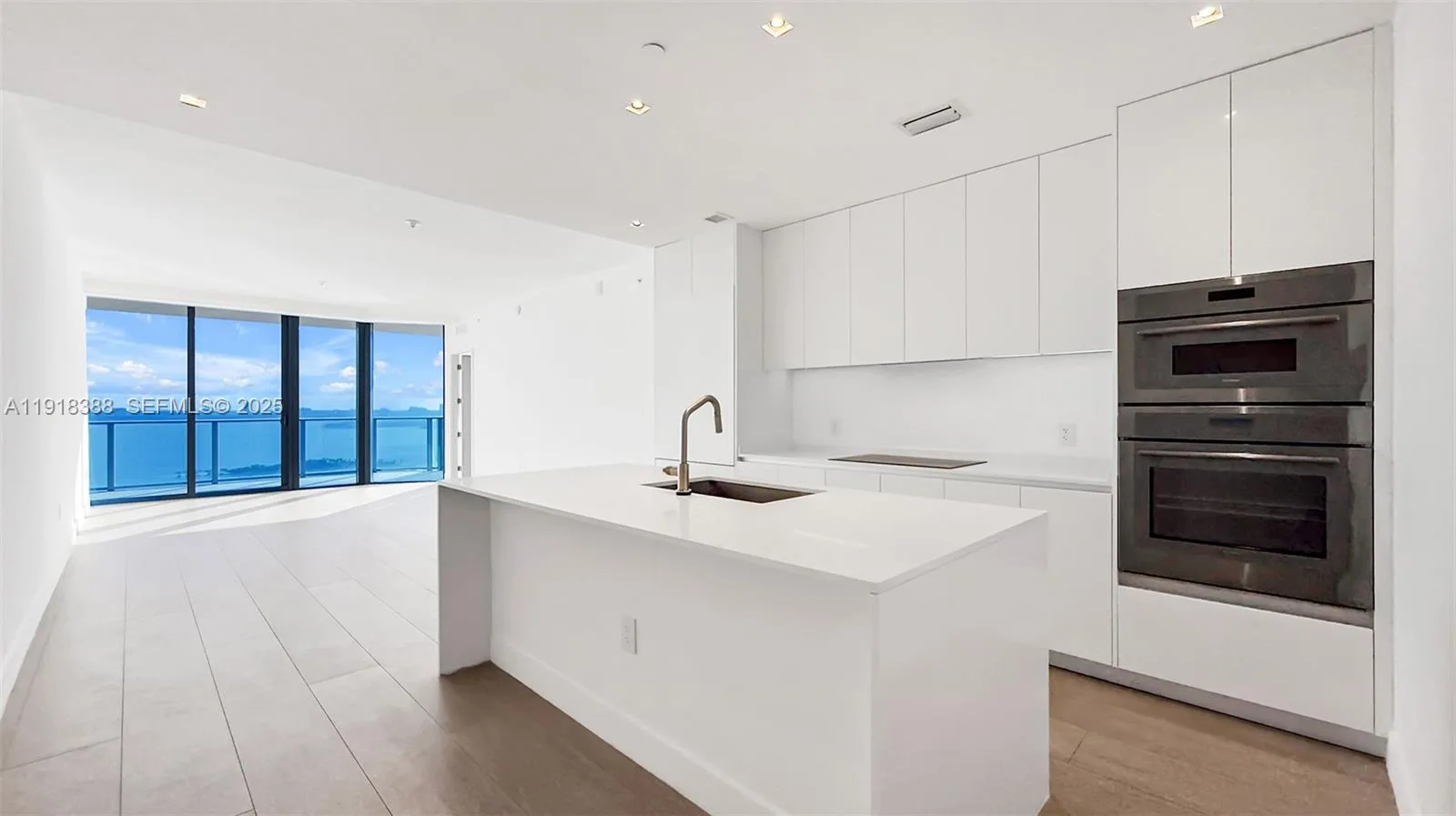 700 NE 24th St # 2405, Miami, FL 33137 photo 7