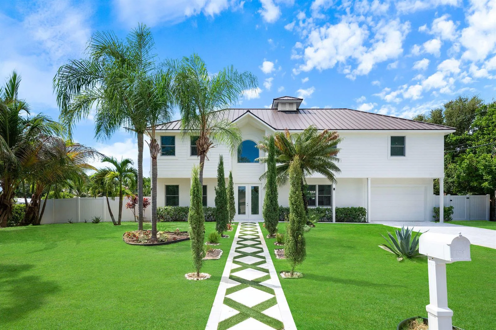 100 NORWOOD Road, Jupiter, FL 33469