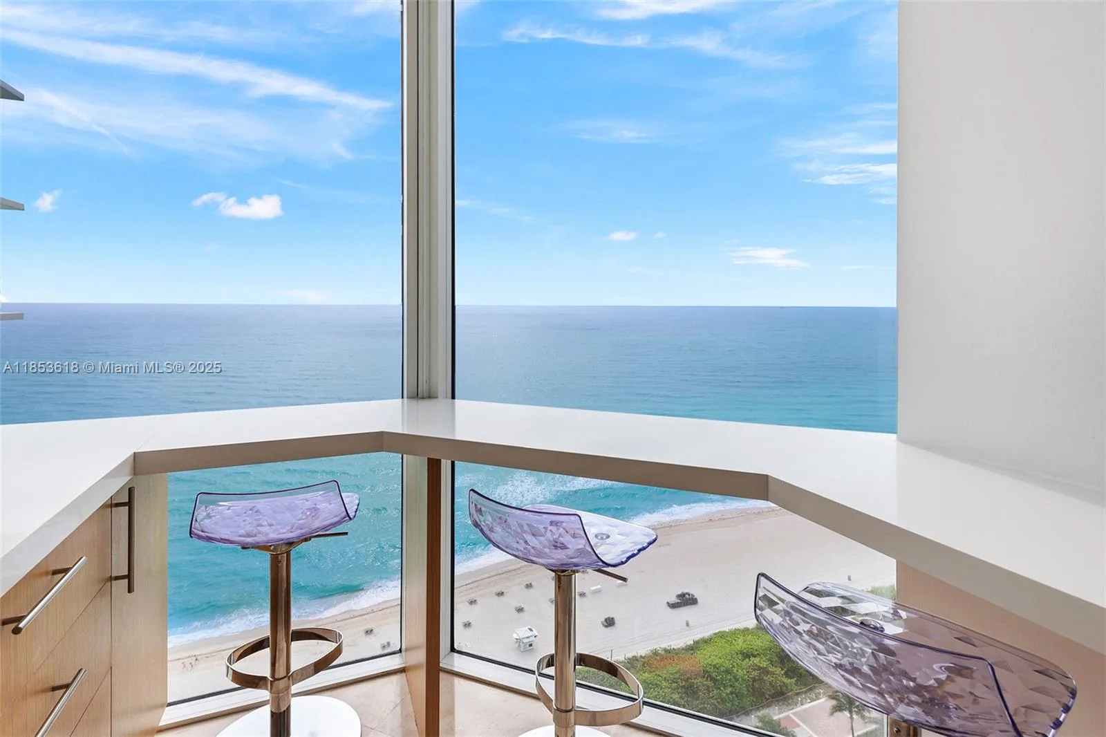 4779 Collins Ave # 2403, Miami Beach, FL 33140 photo 8