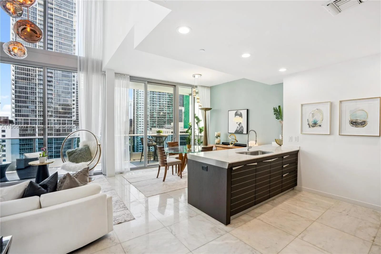 200 Biscayne Boulevard Way # 1403, Miami, FL 33131 photo 3
