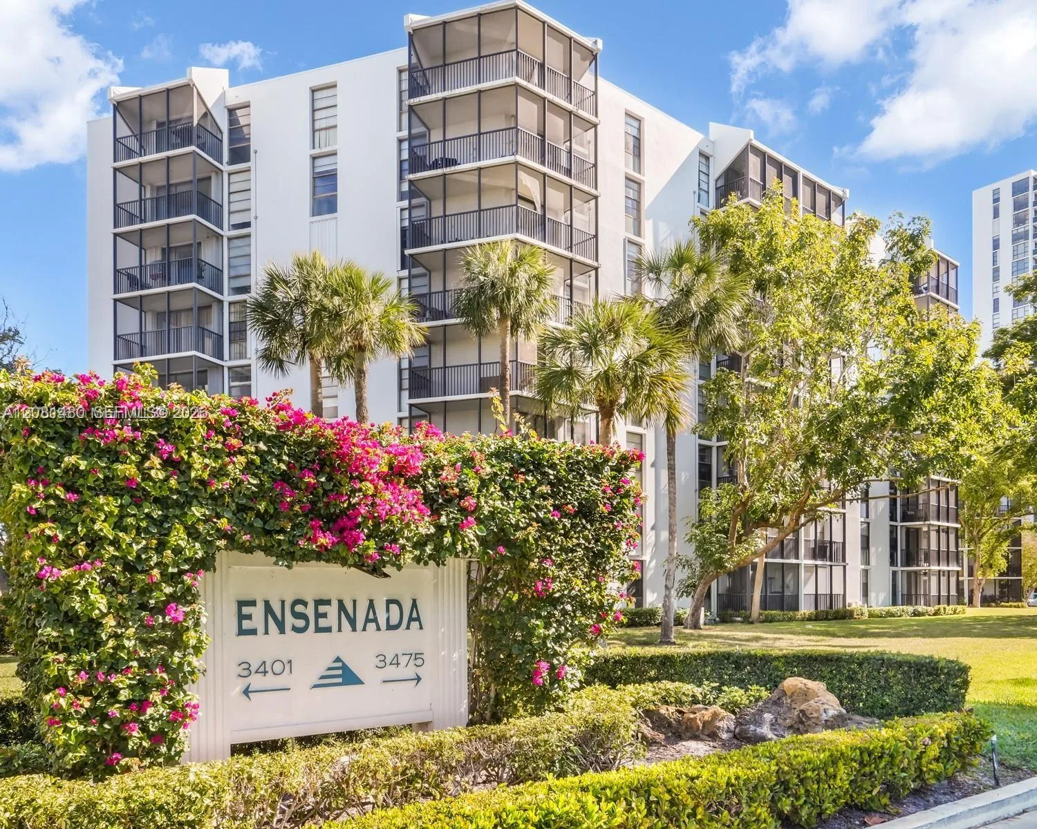 3475 N Country Club Dr # 615, Aventura, FL 33180