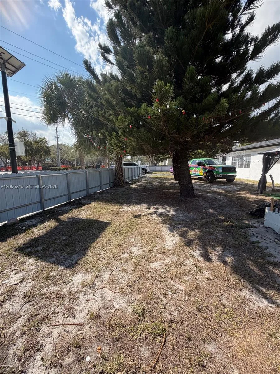 331 NW 39th Ave, Lauderhill, FL 33311 photo 5