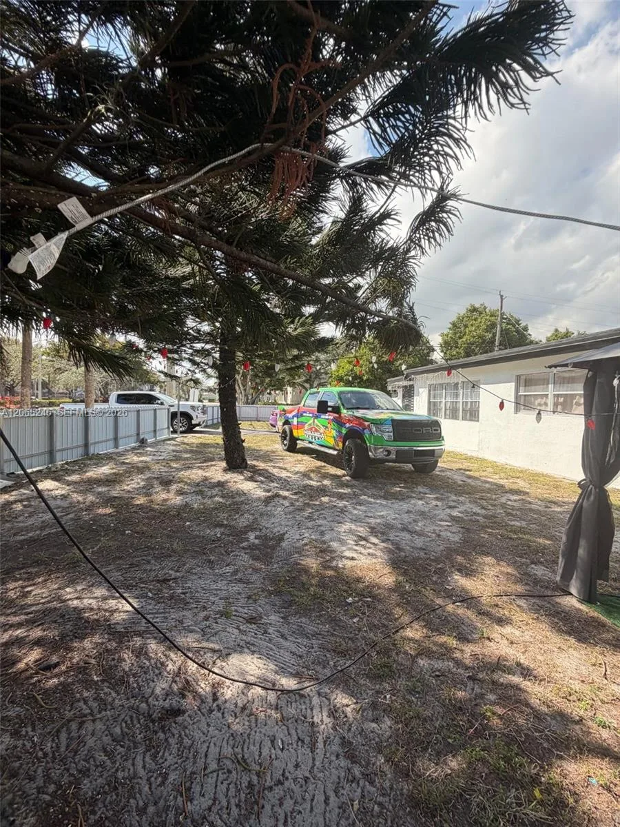 331 NW 39th Ave, Lauderhill, FL 33311 photo 6