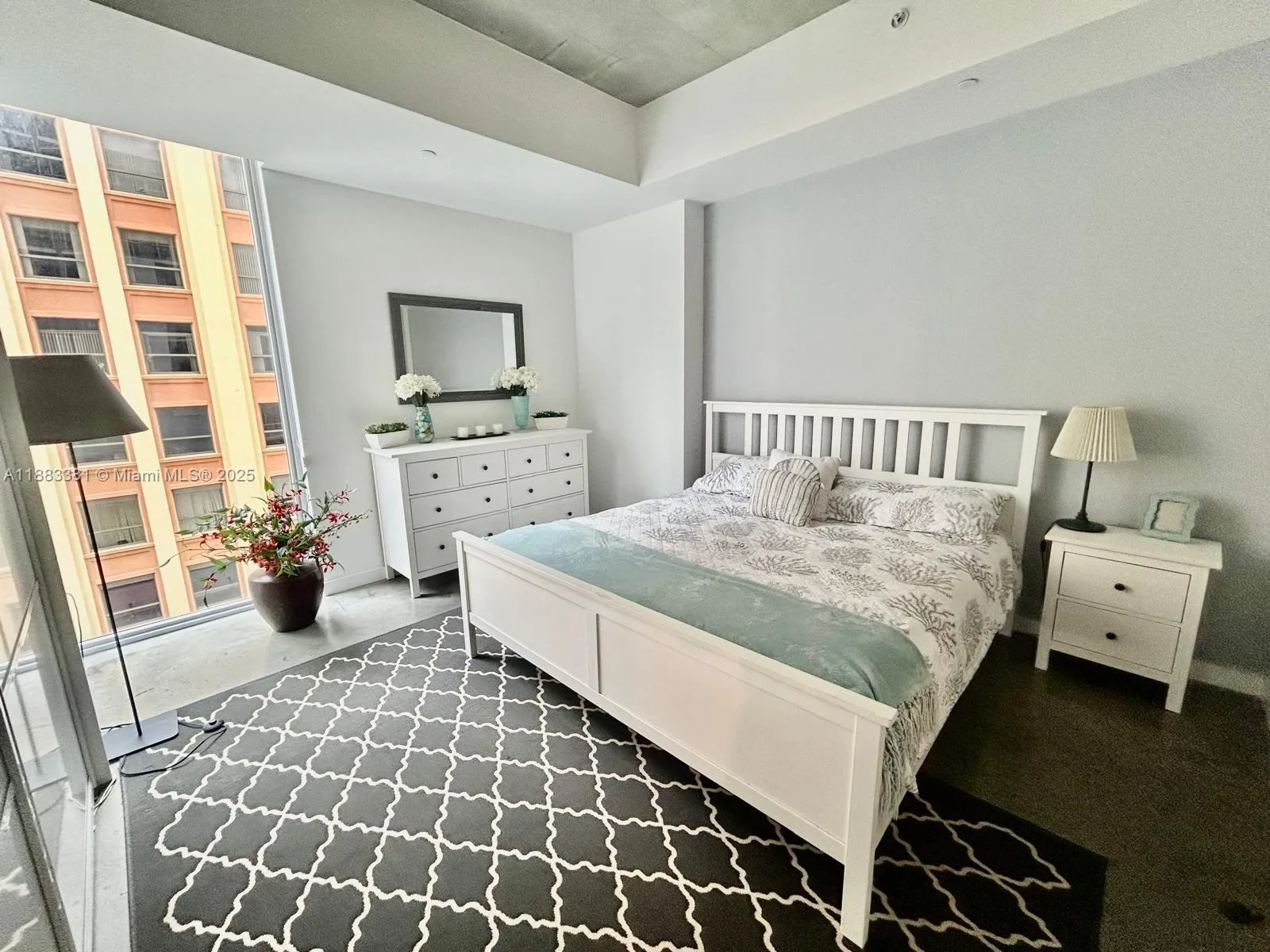 151 SE 1st St # 703, Miami, FL 33131 photo 12