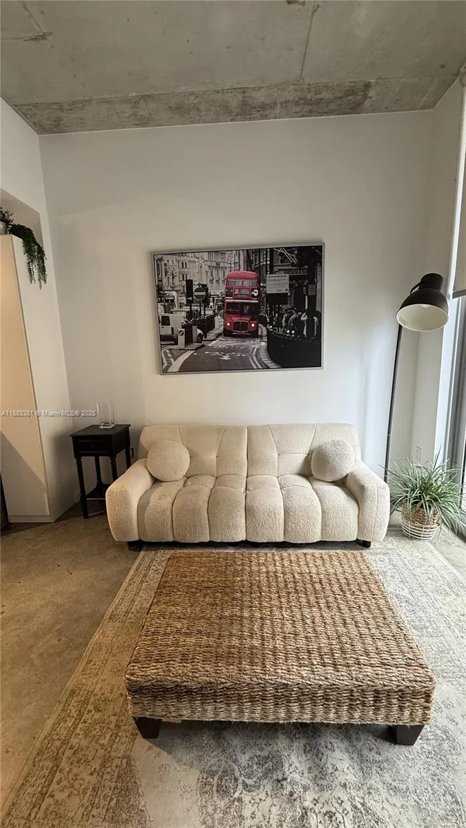 151 SE 1st St # 703, Miami, FL 33131 photo 6