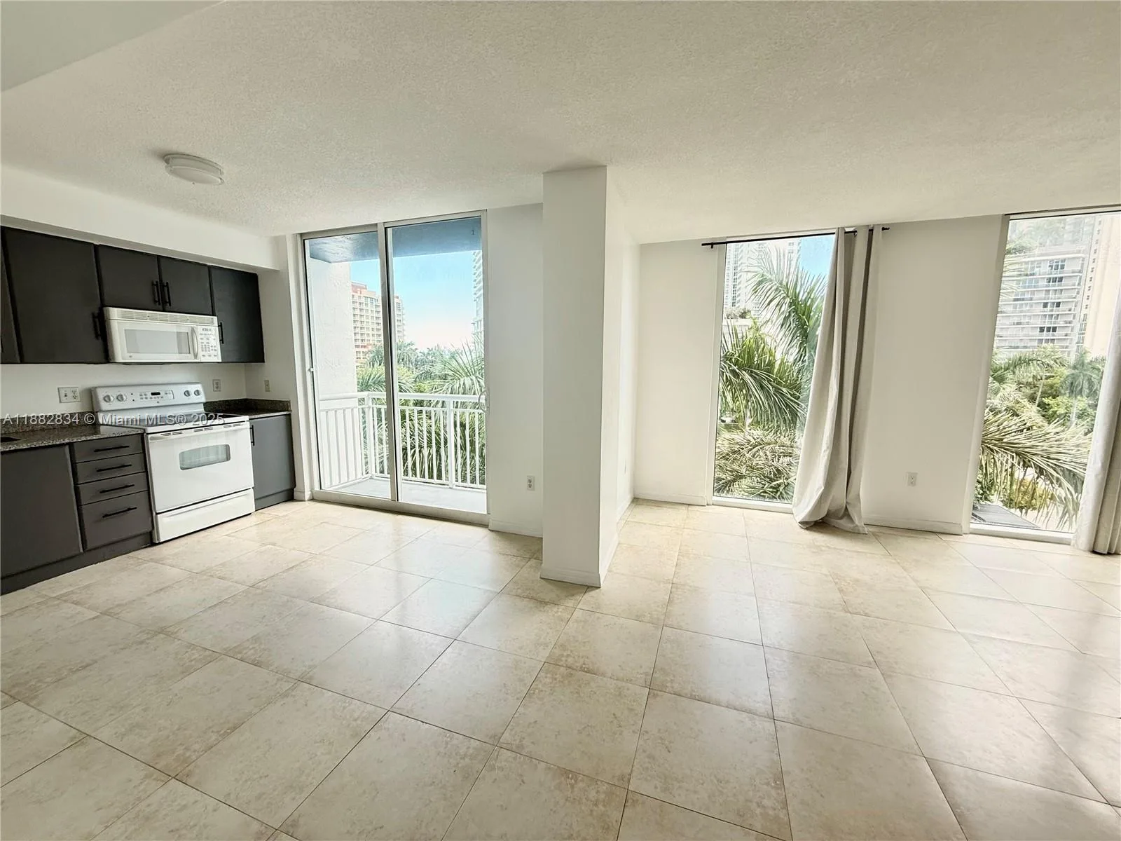 275 NE 18th St # 507, Miami, FL 33132 photo 2