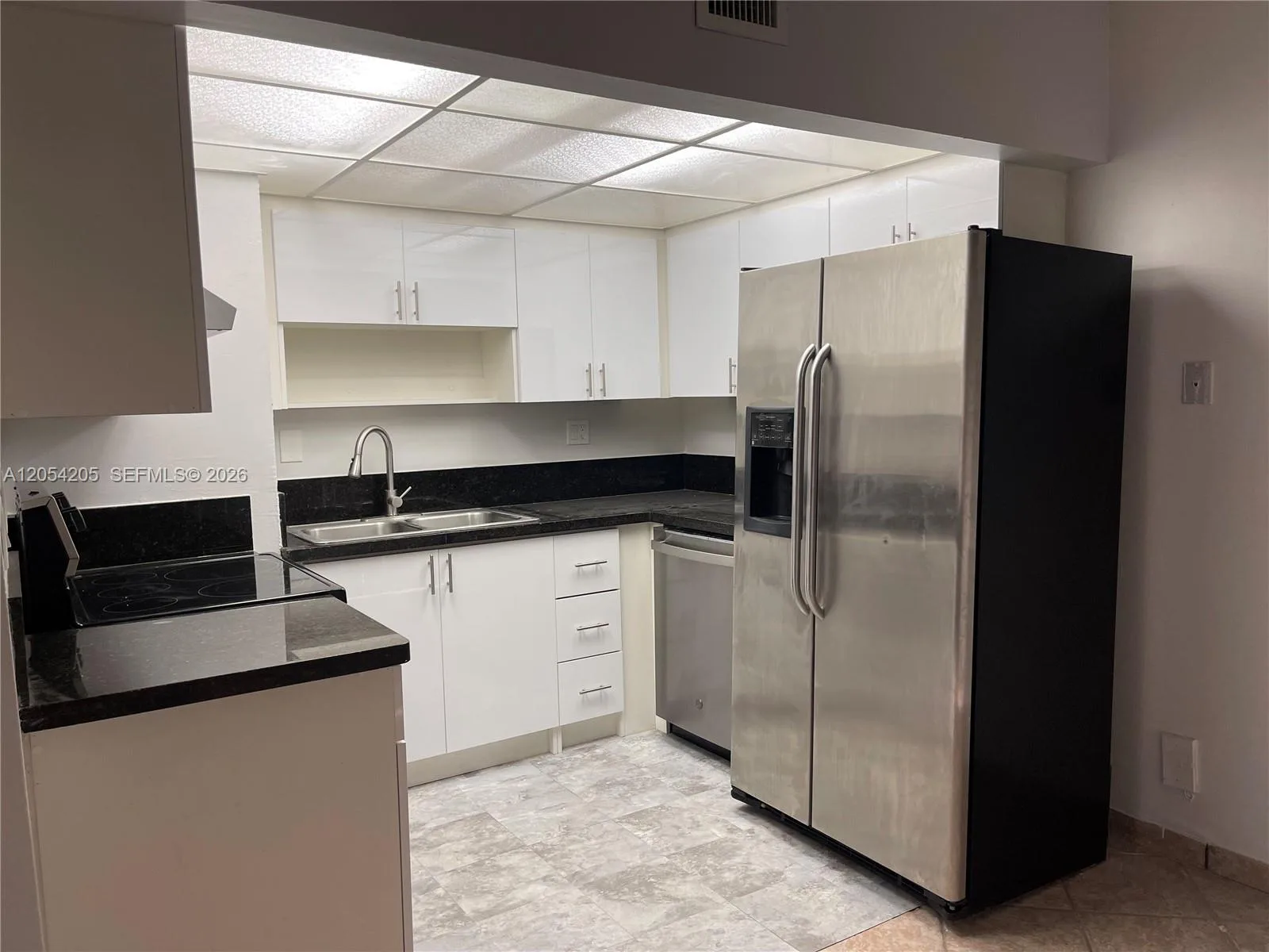 6175 NW 57th St # 116, Tamarac, FL 33319