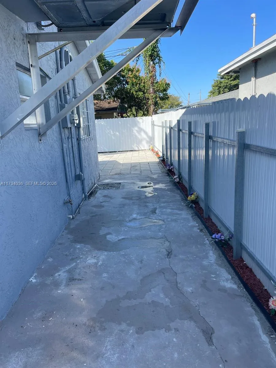 1187 NW 29th Ter, Fort Lauderdale, FL 33311 photo 13