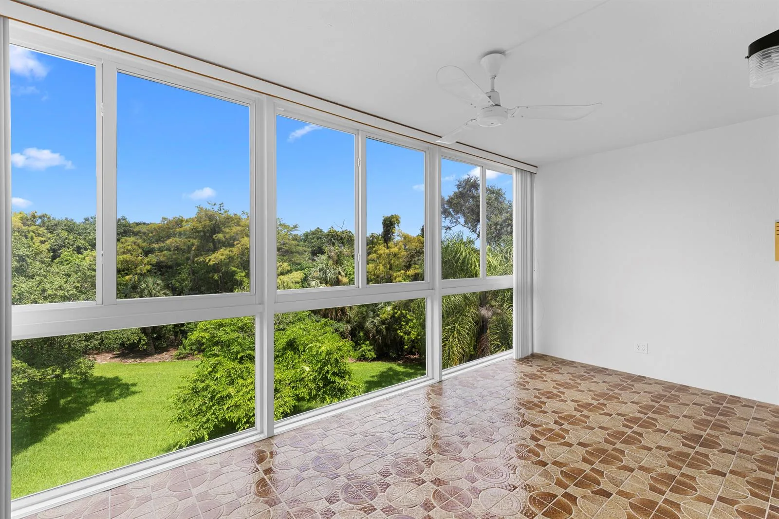 4062 OAKRIDGE F # 4062, Deerfield Beach, FL 33442