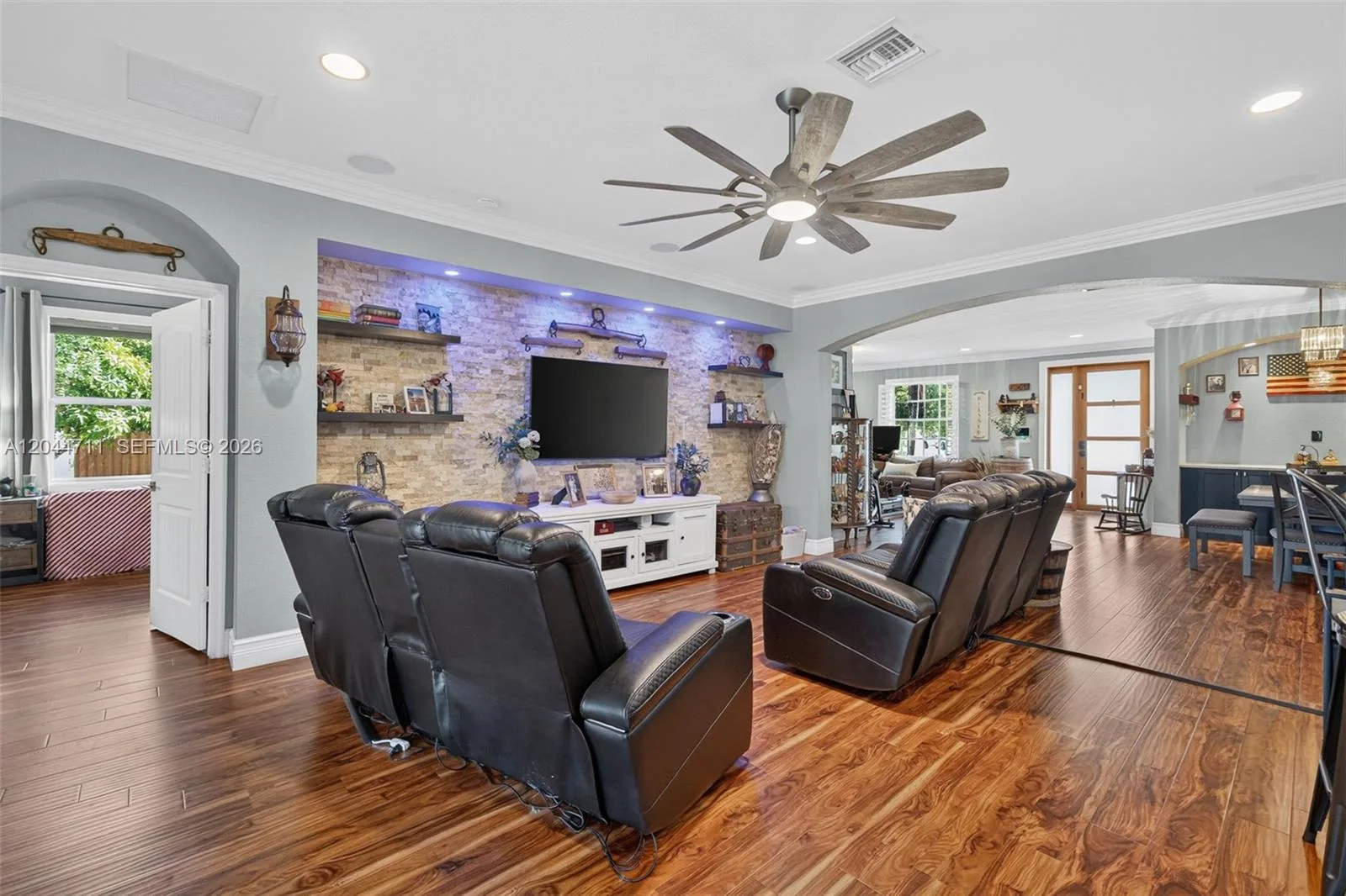 2135 NW 14th Ter, Homestead, FL 33030 photo 9