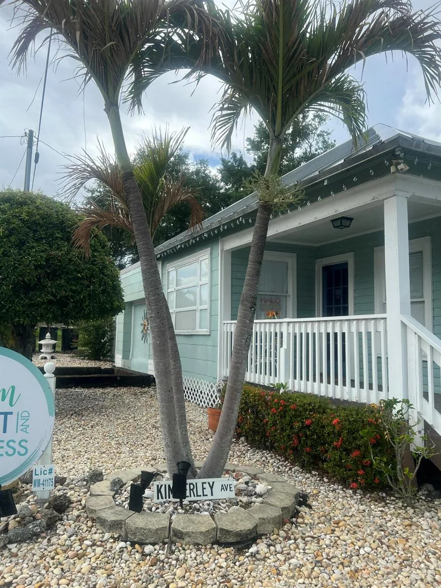 208 Avenue E, Fort Pierce, FL 34950 photo 2
