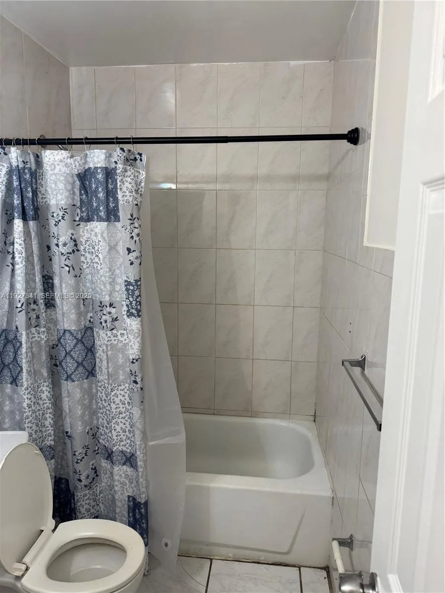 4717 SW 33rd Ave # 202, Dania Beach, FL 33312 photo 9