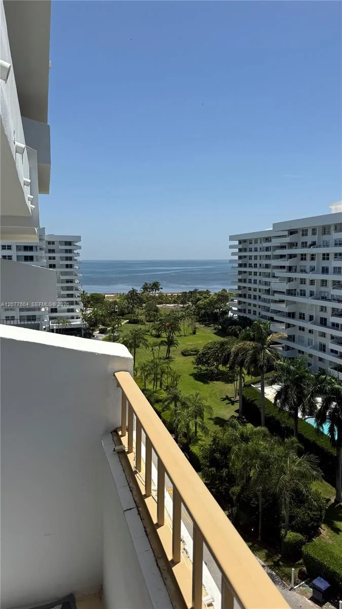 155 S Ocean Lane Dr # 1013, Key Biscayne, FL 33149 photo 4