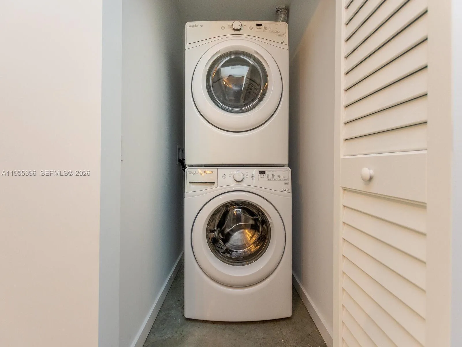 151 SE 1st St # 805, Miami, FL 33131 photo 13